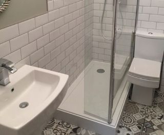 Kozyatağı Banyo Tadilatı Yenileme Şirketi Küvet Duş Jakuzi Lavabo Tadilat Değişim